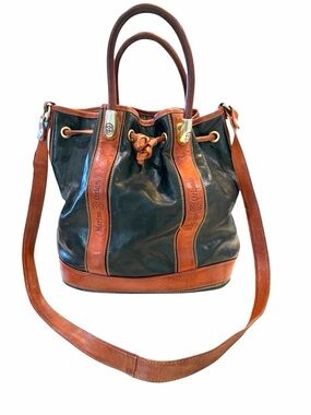 Leather bucket bag by Marino Orlandi made in Italy 🇮🇹 Vintage Beauty